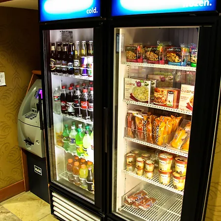 Hampton Inn & Suites Grenada-3